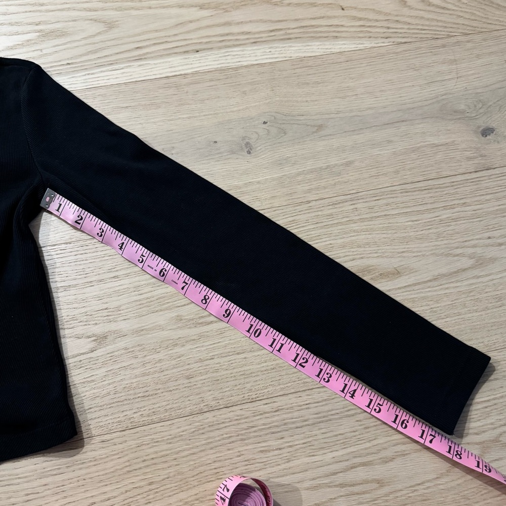 Zara Ribbed Button Up Top - Picture 6 of 8